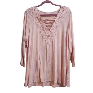 Maurices Pink Lace V-Neck Pullover Long Sleeve Top Size 2 EUC P2p 26
